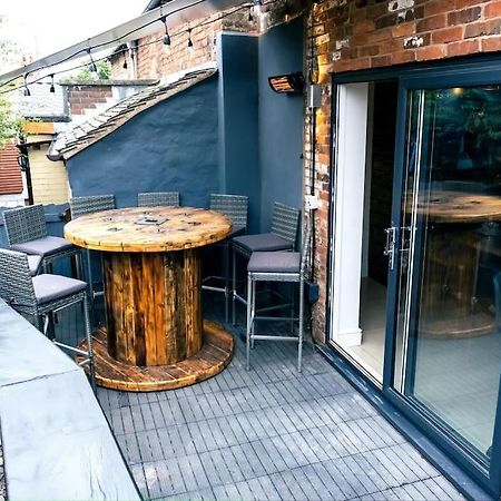 4 Bedroom - Sleep 9 Home In Cheadle Staffordshire - Alton Towers Polar Express Dimmingsdale Peak District Trentham Gardens Water World Eksteriør billede